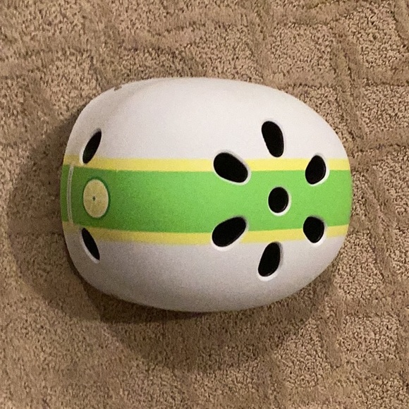 Lime Nation helmet for sale brand new great condition. - Picture 1 of 5